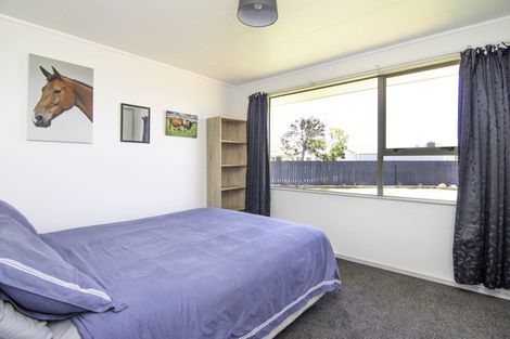 Photo of property in 51 Acacia Street, Kelvin Grove, Palmerston North, 4414
