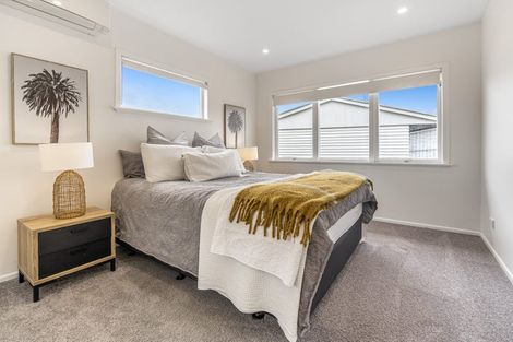 Photo of property in 36 Elliott Avenue, Bayview, Auckland, 0629