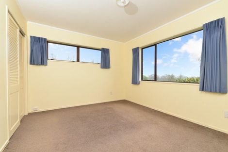 Photo of property in 8 Windleborn Road, Ngahinapouri, Hamilton, 3290