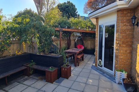 Photo of property in 6 Norton Park Avenue, Fairfield, Lower Hutt, 5011