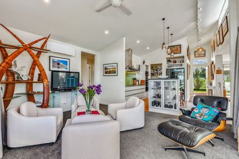 Photo of property in 21 Barbados Way, One Tree Point, 0118