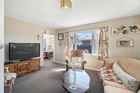 Photo of property in 121 Marshland Road, Shirley, Christchurch, 8061