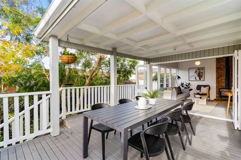 Photo of property in 26a Exmouth Road, Northcote, Auckland, 0627