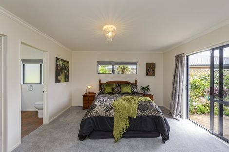 Photo of property in 5 Windsor Street, Terrace End, Palmerston North, 4410
