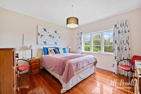 Photo of property in 13 View Street, Maungaturoto, 0520