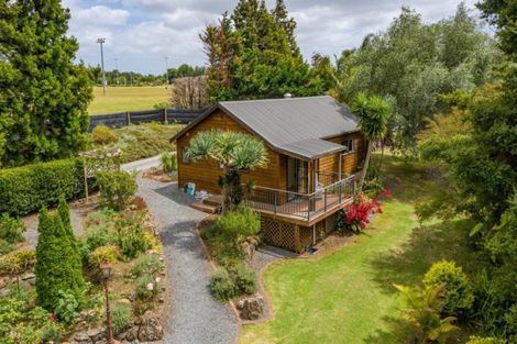 Photo of property in 43 Edkins Road, Kerikeri, 0230