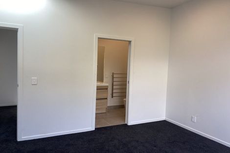 Photo of property in 30a Collins Avenue, Tawa, Wellington, 5028