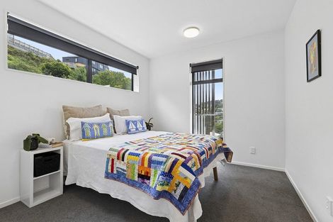 Photo of property in 4/63 Tiketike Way, Brooklyn, Wellington, 6021