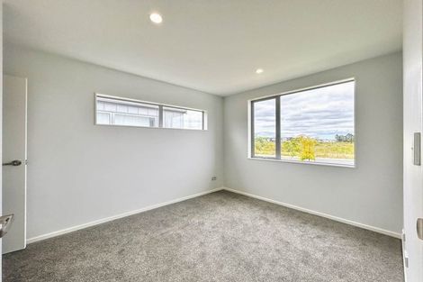 Photo of property in 10 Heihei Street, Papakura, 2110