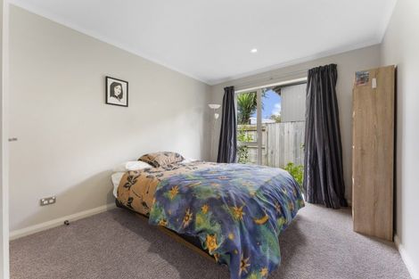Photo of property in 6a Chelwood Street, Takaro, Palmerston North, 4412