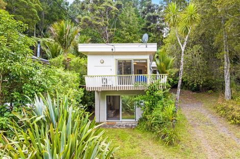 Photo of property in 19 Clinton Road, Tawharanui Peninsula, Warkworth, 0986