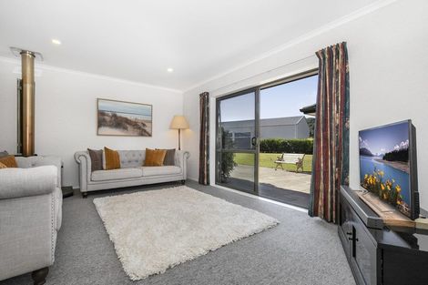 Photo of property in 63 Alexandra Redoubt Road, Tuakau, 2694