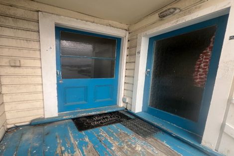 Photo of property in 19 Hania Street, Mount Victoria, Wellington, 6011