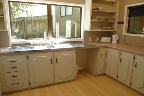 Photo of property in 45 Wallath Road, Westown, New Plymouth, 4310