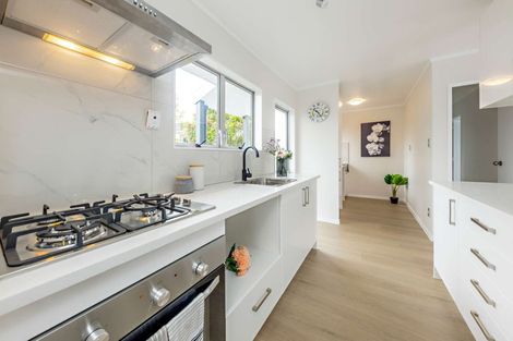 Photo of property in 4 Kepler Place, Clover Park, Auckland, 2019