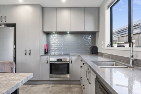 Photo of property in 3 Rose Lane, Papamoa, 3118