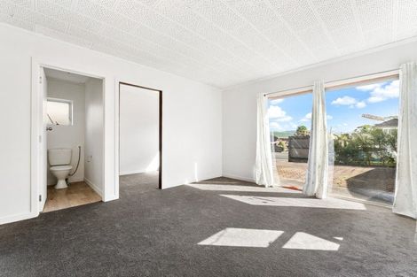 Photo of property in 1/22 Captain Scott Road, Glen Eden, Auckland, 0602