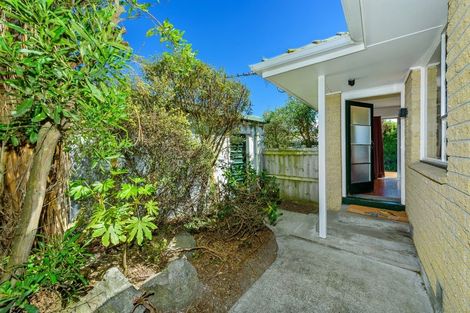 Photo of property in 28 Sandra Street, South New Brighton, Christchurch, 8062
