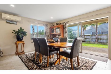 Photo of property in 13 Wawatai Drive, Karaka, Papakura, 2113