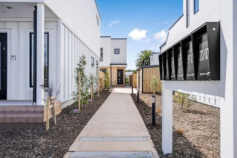 Photo of property in 2/10 Pascoe Avenue, Paremata, Porirua, 5026