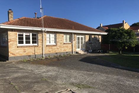 Photo of property in 110 Maeroa Road, Maeroa, Hamilton, 3200