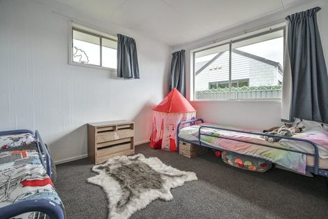 Photo of property in 2/34 Te Aute Road, Havelock North, 4130