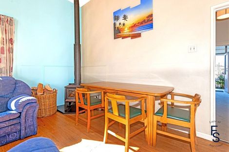 Photo of property in 21 Wellington Street, Te Hapara, Gisborne, 4010