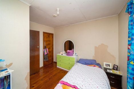 Photo of property in 14 Mclean Street, Hawera, 4610