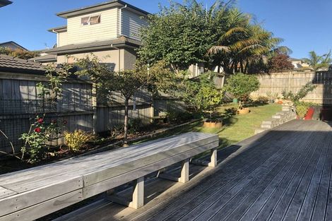 Photo of property in 10 Muirlea Drive, Flat Bush, Auckland, 2016