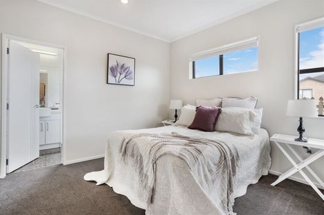 Photo of property in 11 Evelina Lane, Flat Bush, Auckland, 2019