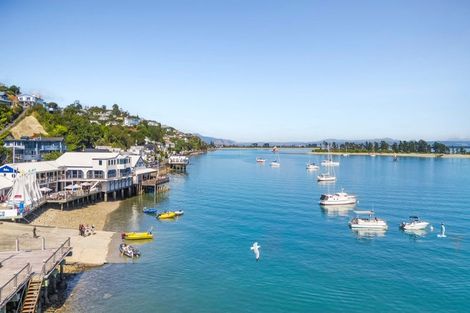 Photo of property in Waterfront Apartments, 11/309 Wakefield Quay, Stepneyville, Nelson, 7010