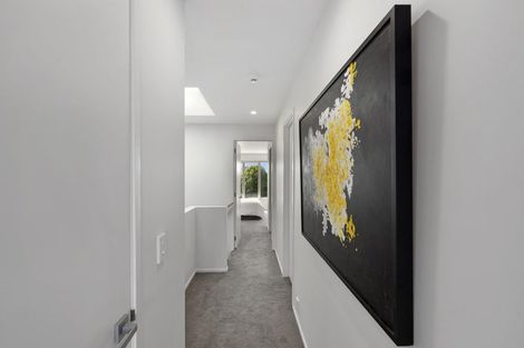 Photo of property in 9/83 Hinemoa Street, Birkenhead, Auckland, 0626