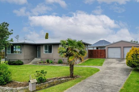 Photo of property in 17 Farnworth Crescent, Whakatane, 3120