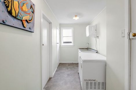 Photo of property in 6 Fairs Road, Milson, Palmerston North, 4414