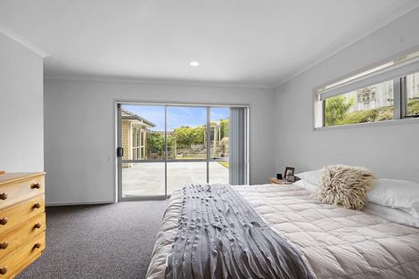 Photo of property in 27 Redwood Crescent, Hurdon, New Plymouth, 4310