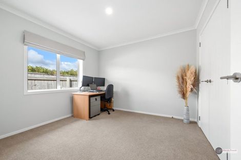 Photo of property in 12 Gardner Place, Otaki, 5512