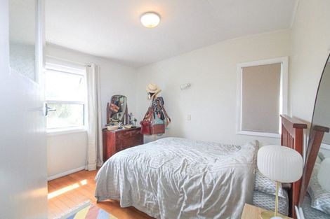 Photo of property in 88 Pembroke Road, Northland, Wellington, 6012