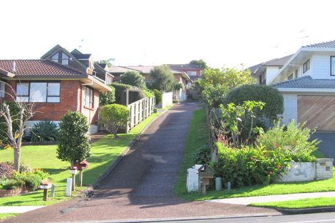Photo of property in 94 Gosford Drive, Botany Downs, Auckland, 2010