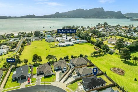 Photo of property in 63 Kaurinui Crescent, One Tree Point, 0118