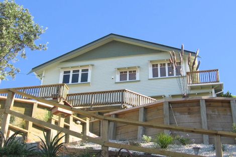 Photo of property in 20 Imperial Terrace, Melrose, Wellington, 6022