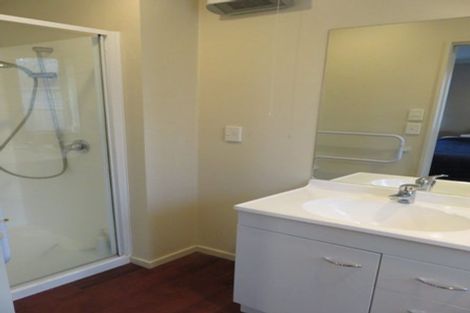 Photo of property in 6 Freyberg Avenue, Riccarton, Christchurch, 8011