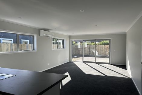 Photo of property in 18 Koru Loop, Paraparaumu, 5032