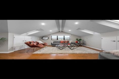 Photo of property in 102 Bassett Road, Remuera, Auckland, 1050