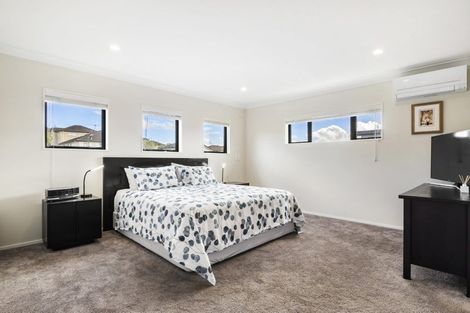 Photo of property in 29 Laurel Oak Drive, Schnapper Rock, Auckland, 0632