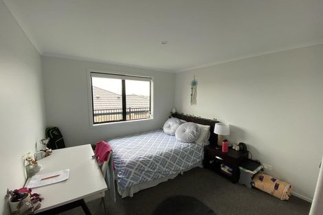 Photo of property in 11 Stingray Drive, Omokoroa, 3114