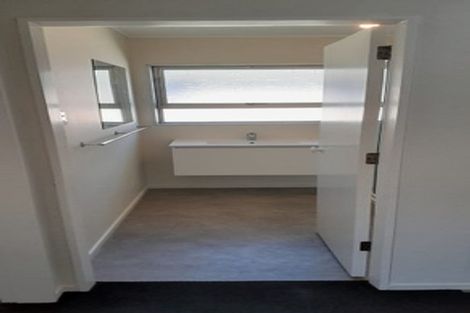 Photo of property in 12 Wynyard Road, Mount Eden, Auckland, 1024