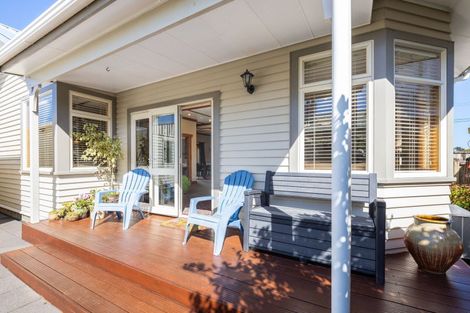 Photo of property in 117 Carrington Street, Lower Vogeltown, New Plymouth, 4310