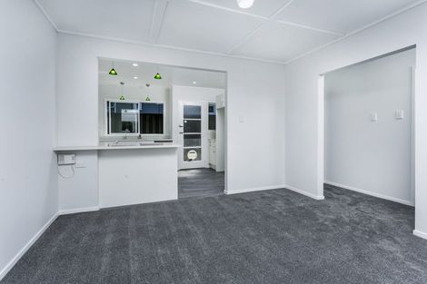 Photo of property in 1/20 Chartwell Avenue, Glenfield, Auckland, 0629