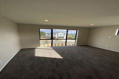 Photo of property in 5 Bendridge Street, Flat Bush, Auckland, 2019