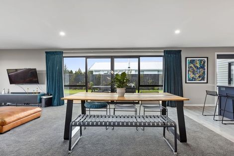 Photo of property in 12 Wycliffe Place, Solway, Masterton, 5810